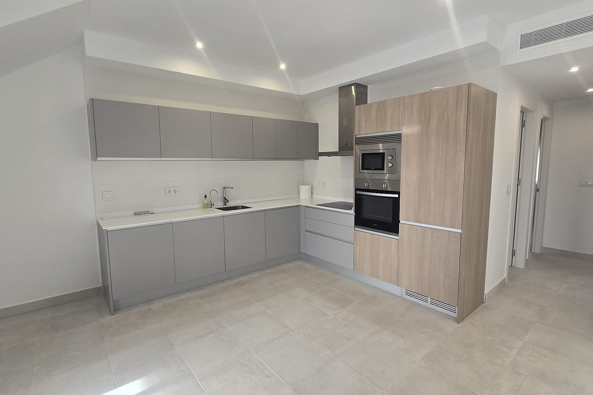 Herverkoop - Penthouse -
Pilar de la Horadada - Costa Blanca