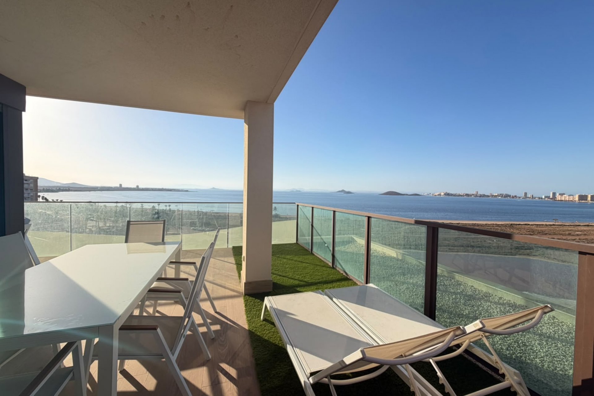 Herverkoop - Penthouse -
Playa Honda - Costa Calida