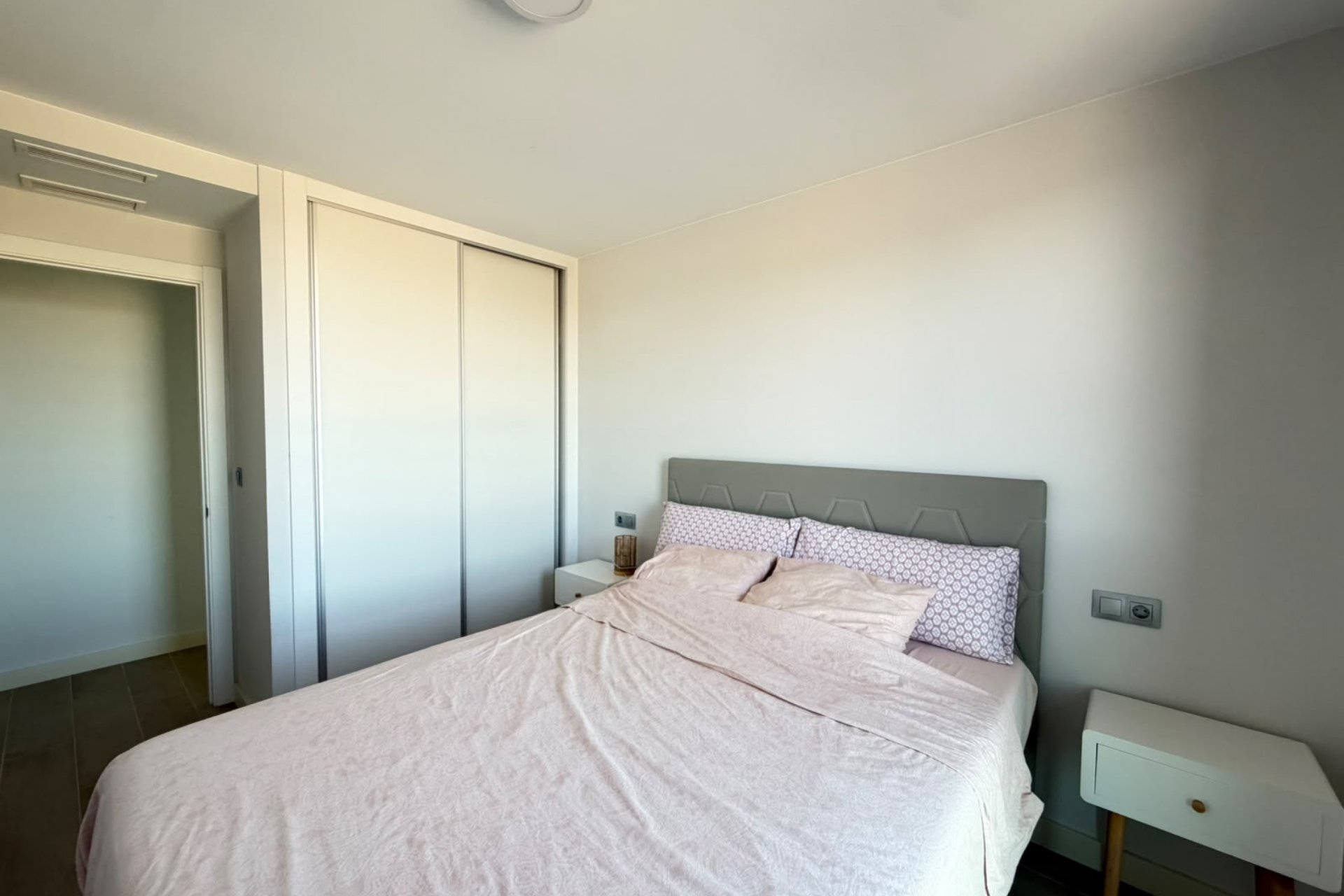 Herverkoop - Penthouse -
Playa Honda - Costa Calida