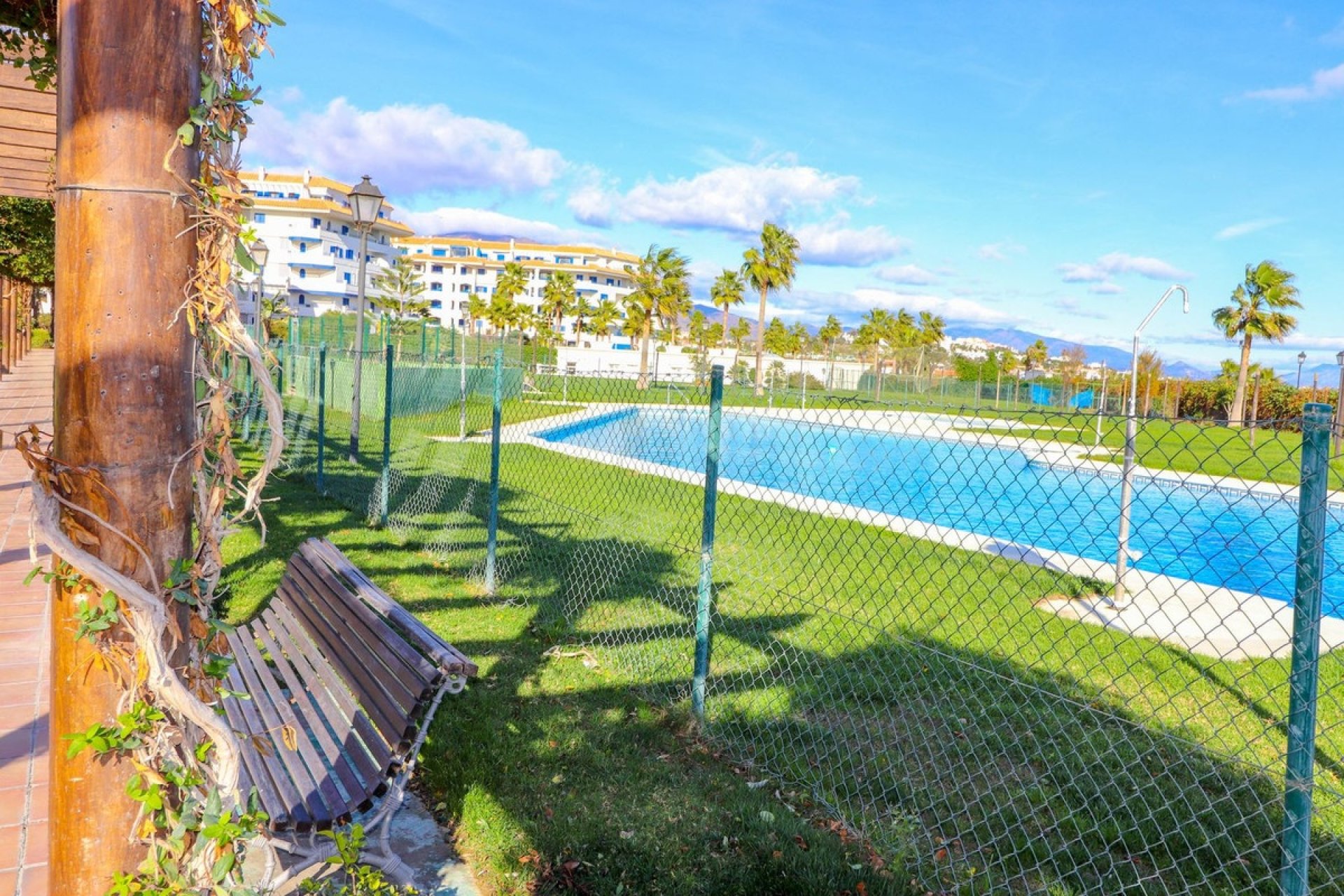Herverkoop - Penthouse -
San Luis de Sabinillas - Costa del Sol