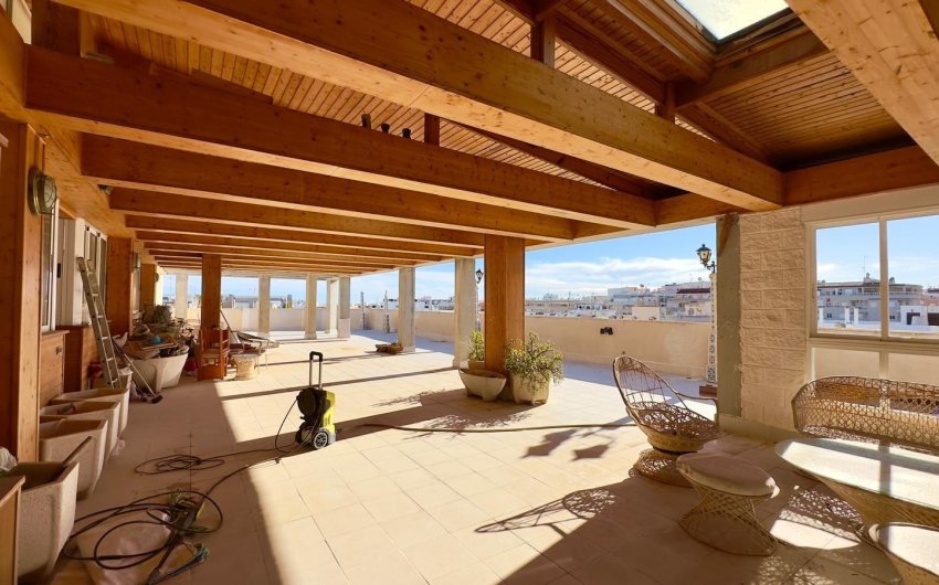 Herverkoop - Penthouse -
Torrevieja - Centro