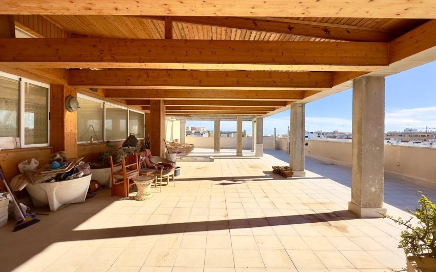 Herverkoop - Penthouse -
Torrevieja - Centro