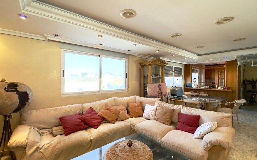 Herverkoop - Penthouse -
Torrevieja - Centro