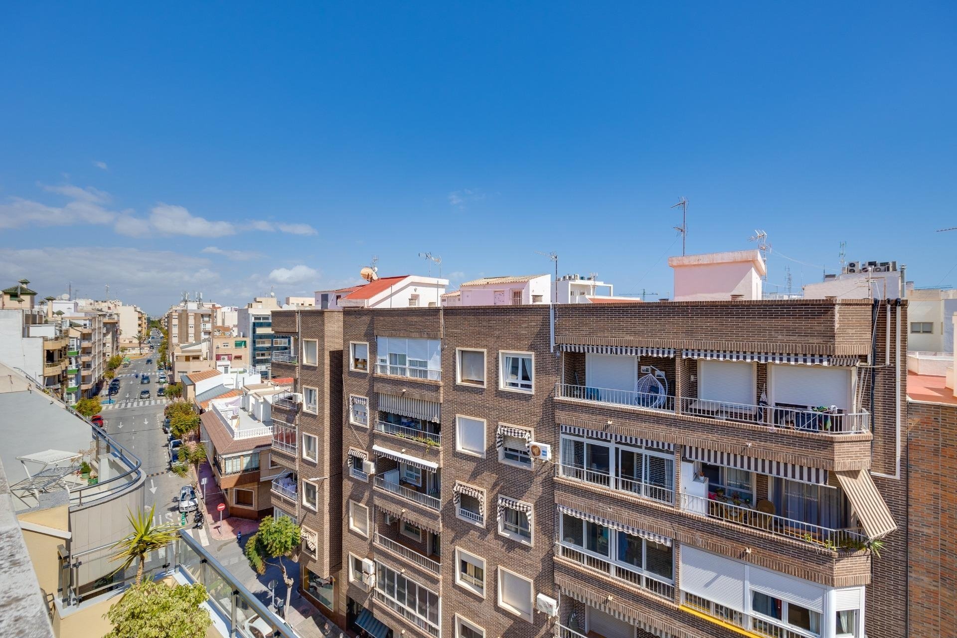 Herverkoop - Penthouse -
Torrevieja - Centro