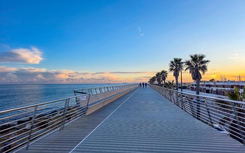 Herverkoop - Penthouse -
Torrevieja - Centro