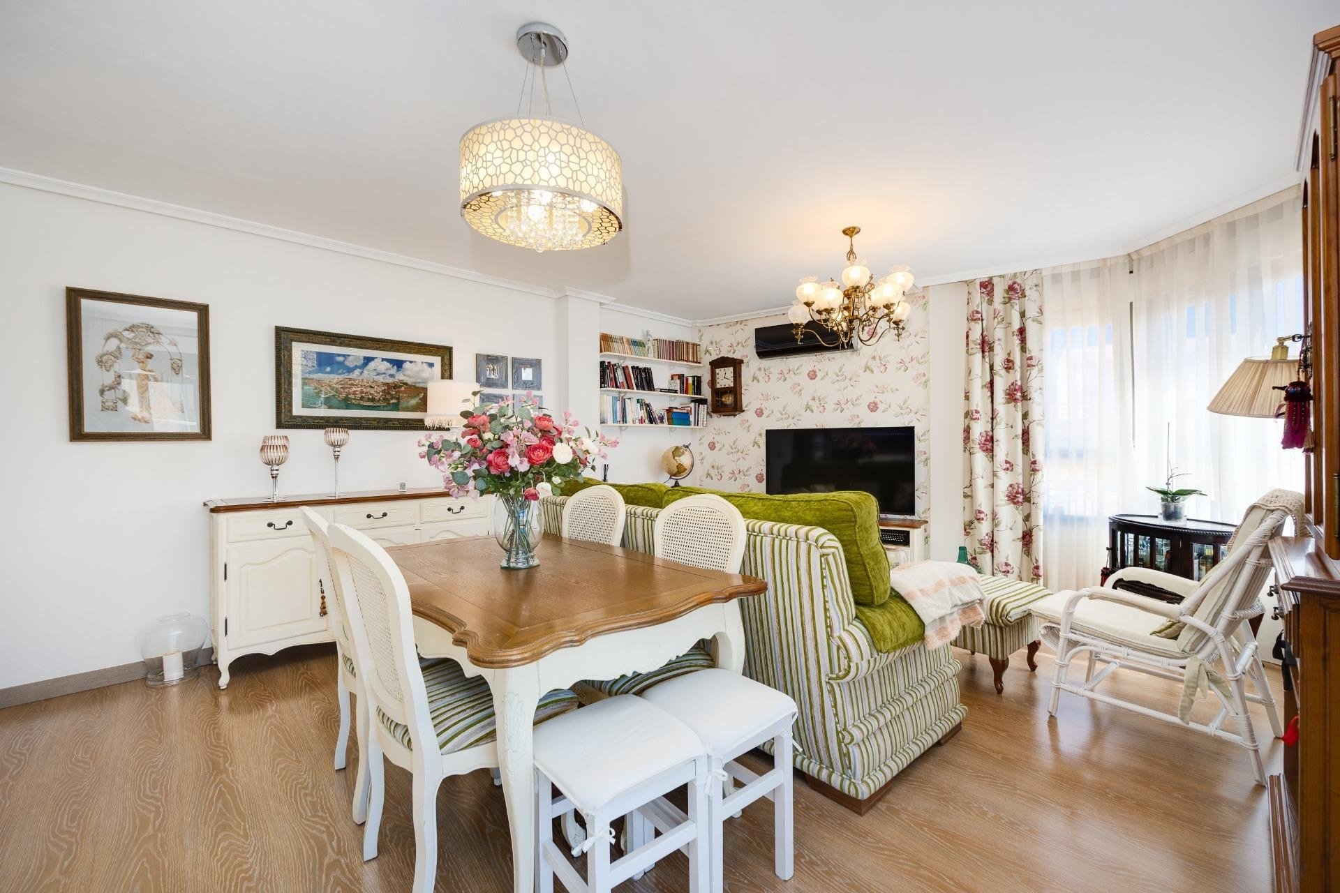 Herverkoop - Penthouse -
Torrevieja - Centro