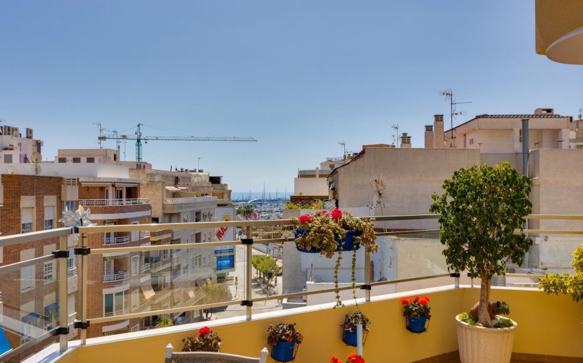Herverkoop - Penthouse -
Torrevieja - Centro