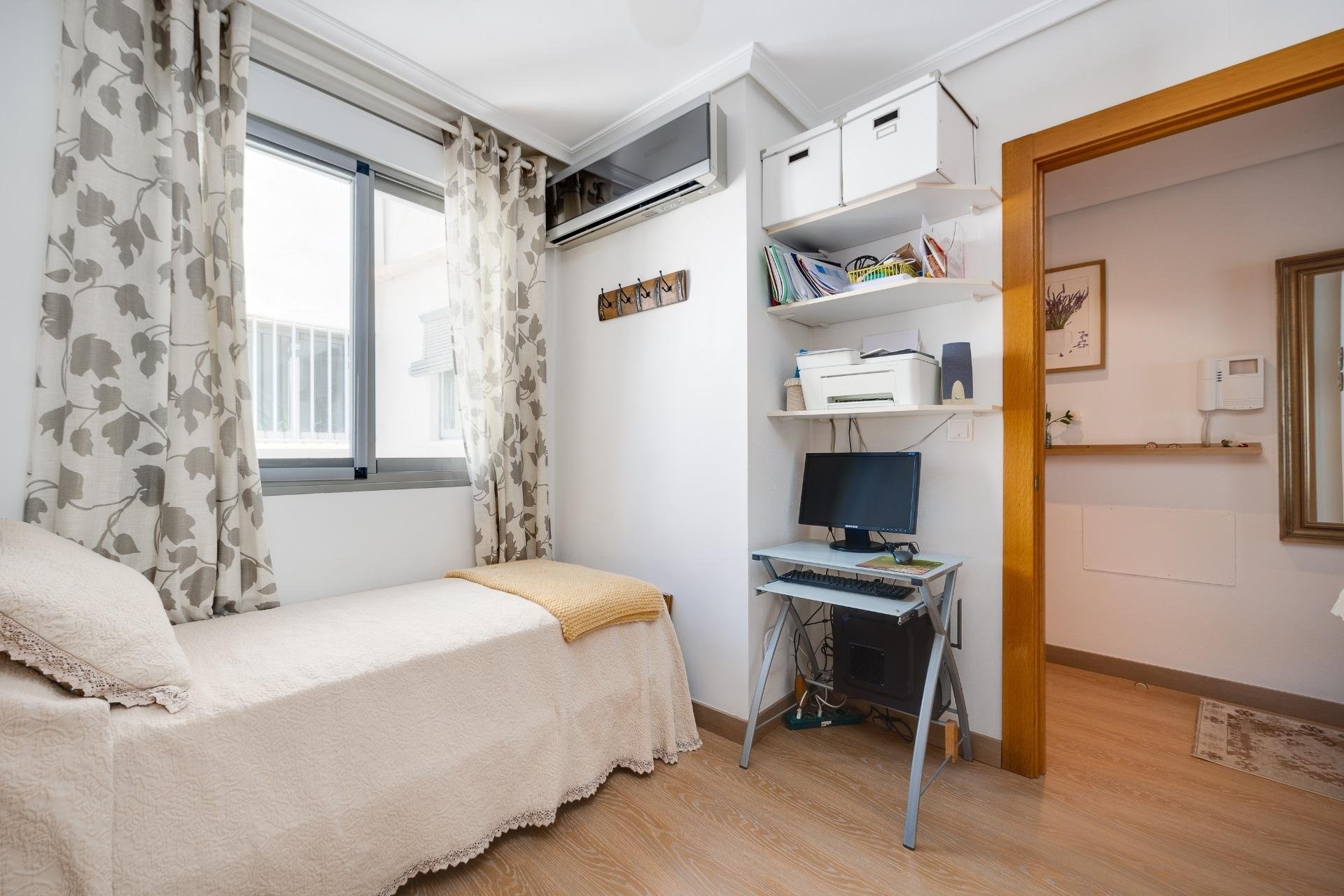 Herverkoop - Penthouse -
Torrevieja - Centro