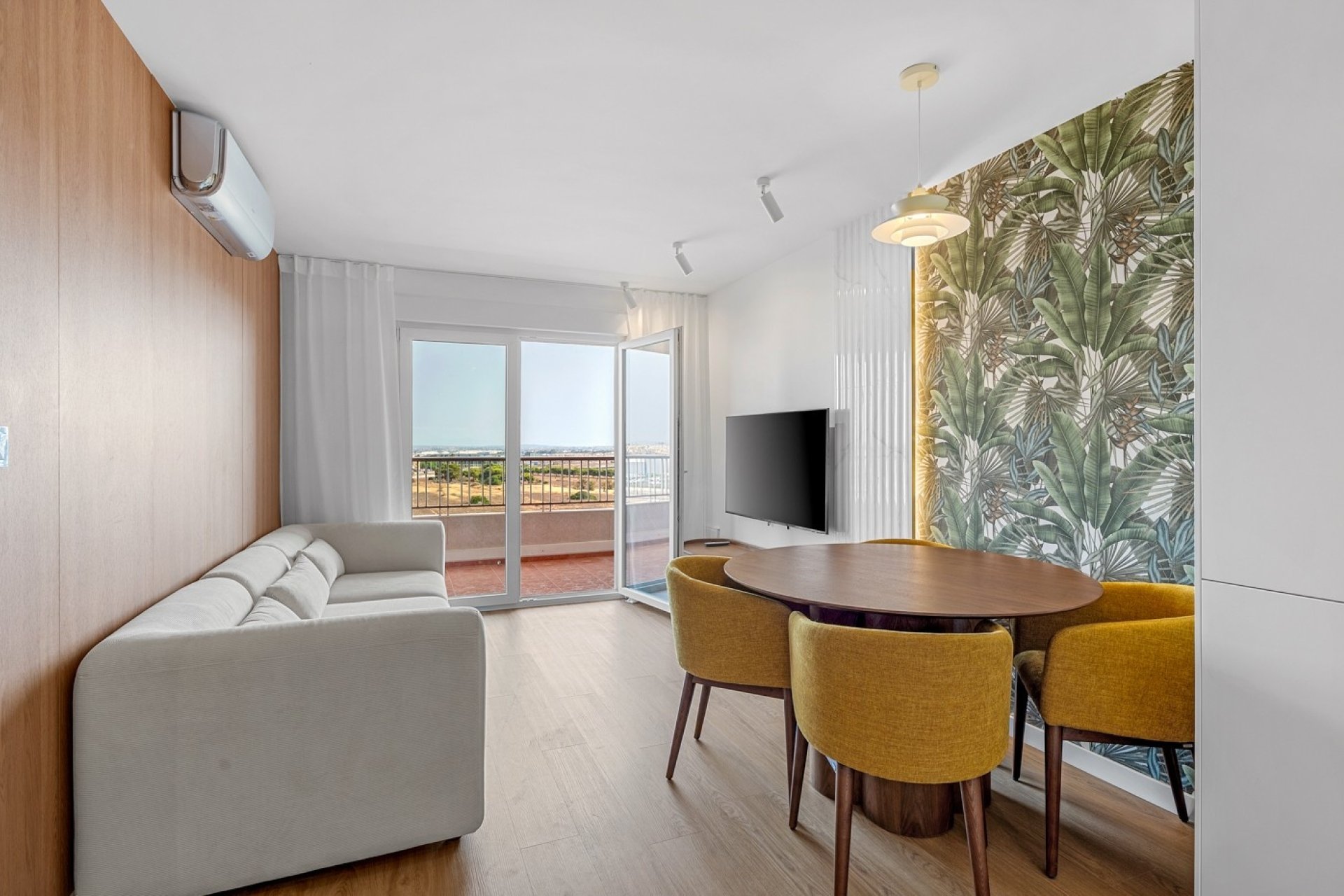 Herverkoop - Penthouse -
Torrevieja - Costa Blanca