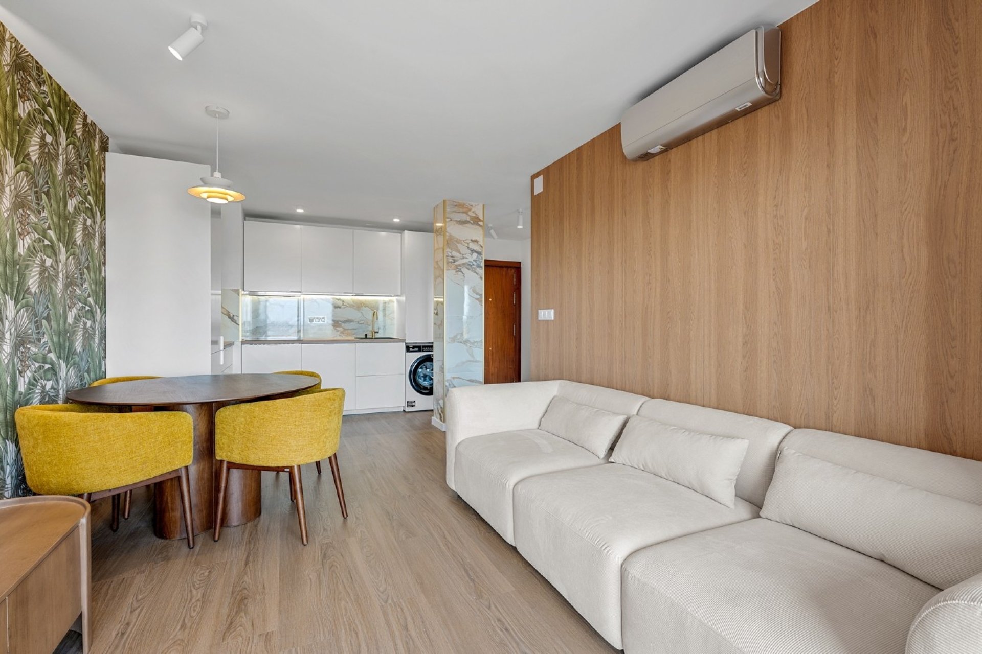 Herverkoop - Penthouse -
Torrevieja - Costa Blanca
