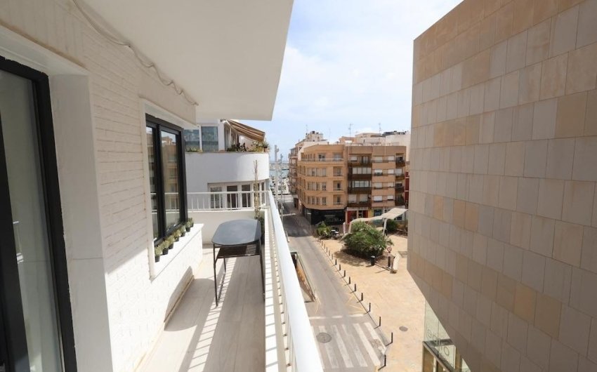 Herverkoop - Penthouse -
Torrevieja - Costa Blanca