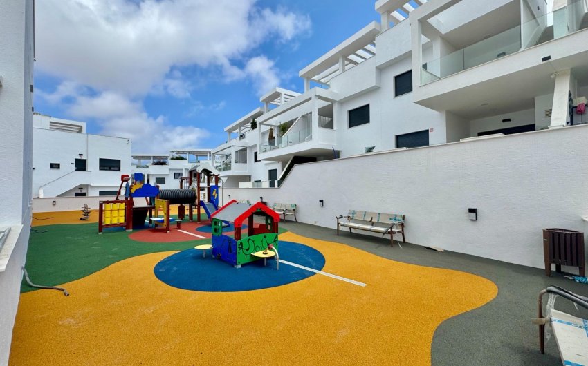 Herverkoop - Penthouse -
Torrevieja - Costa Blanca