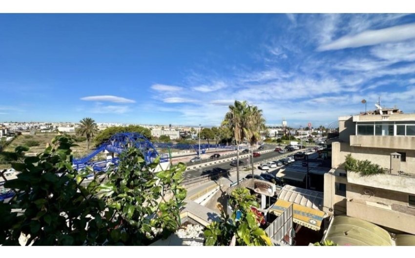 Herverkoop - Penthouse -
Torrevieja - Costa Blanca