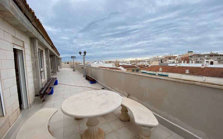 Herverkoop - Penthouse -
Torrevieja - Costa Blanca