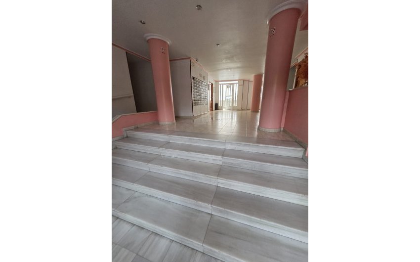 Herverkoop - Penthouse -
Torrevieja - Costa Blanca