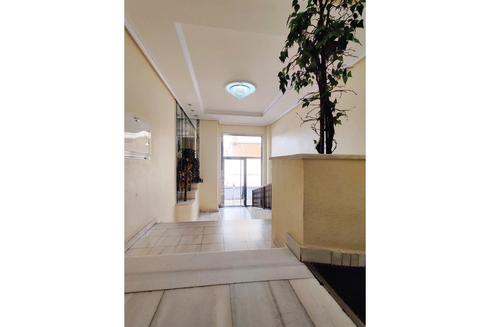 Herverkoop - Penthouse -
Torrevieja - Curva Del Palangre