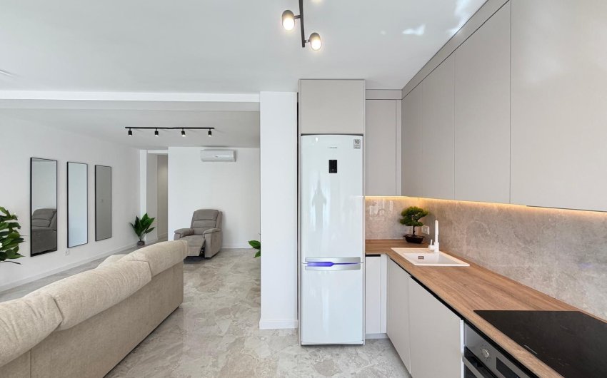 Herverkoop - Penthouse -
Torrevieja - Estacion De Autobuses