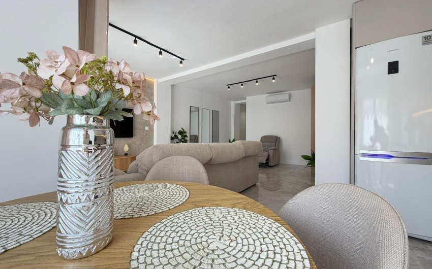 Herverkoop - Penthouse -
Torrevieja - Estacion De Autobuses