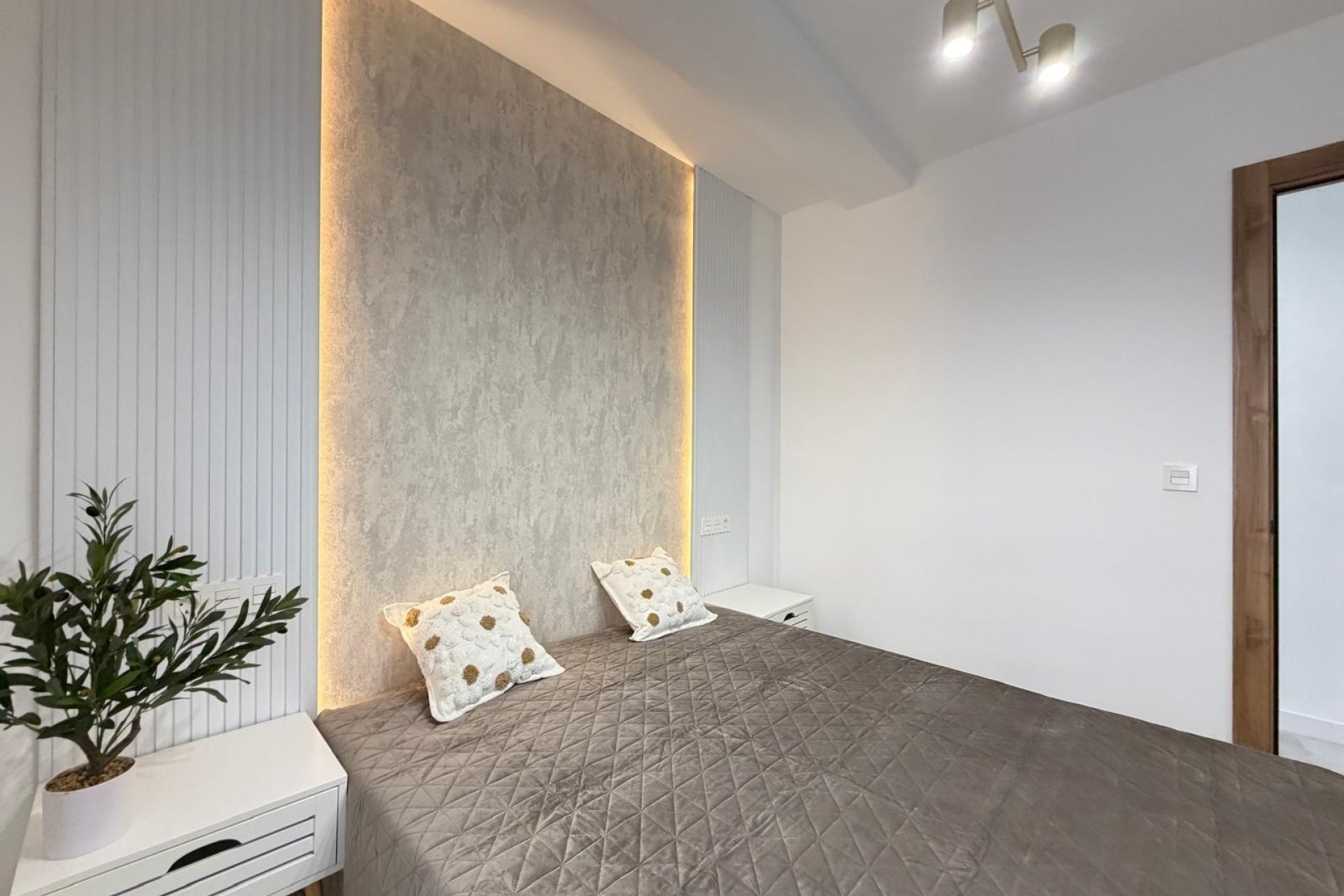 Herverkoop - Penthouse -
Torrevieja - Estacion De Autobuses