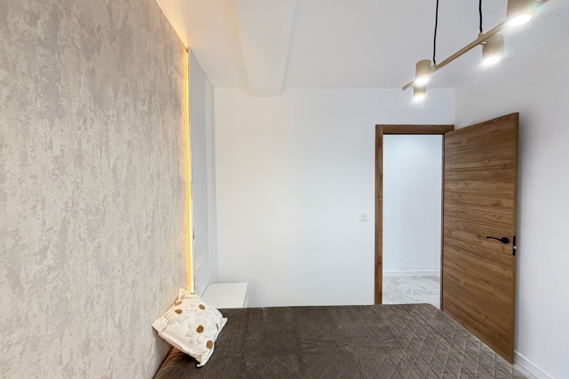 Herverkoop - Penthouse -
Torrevieja - Estacion De Autobuses