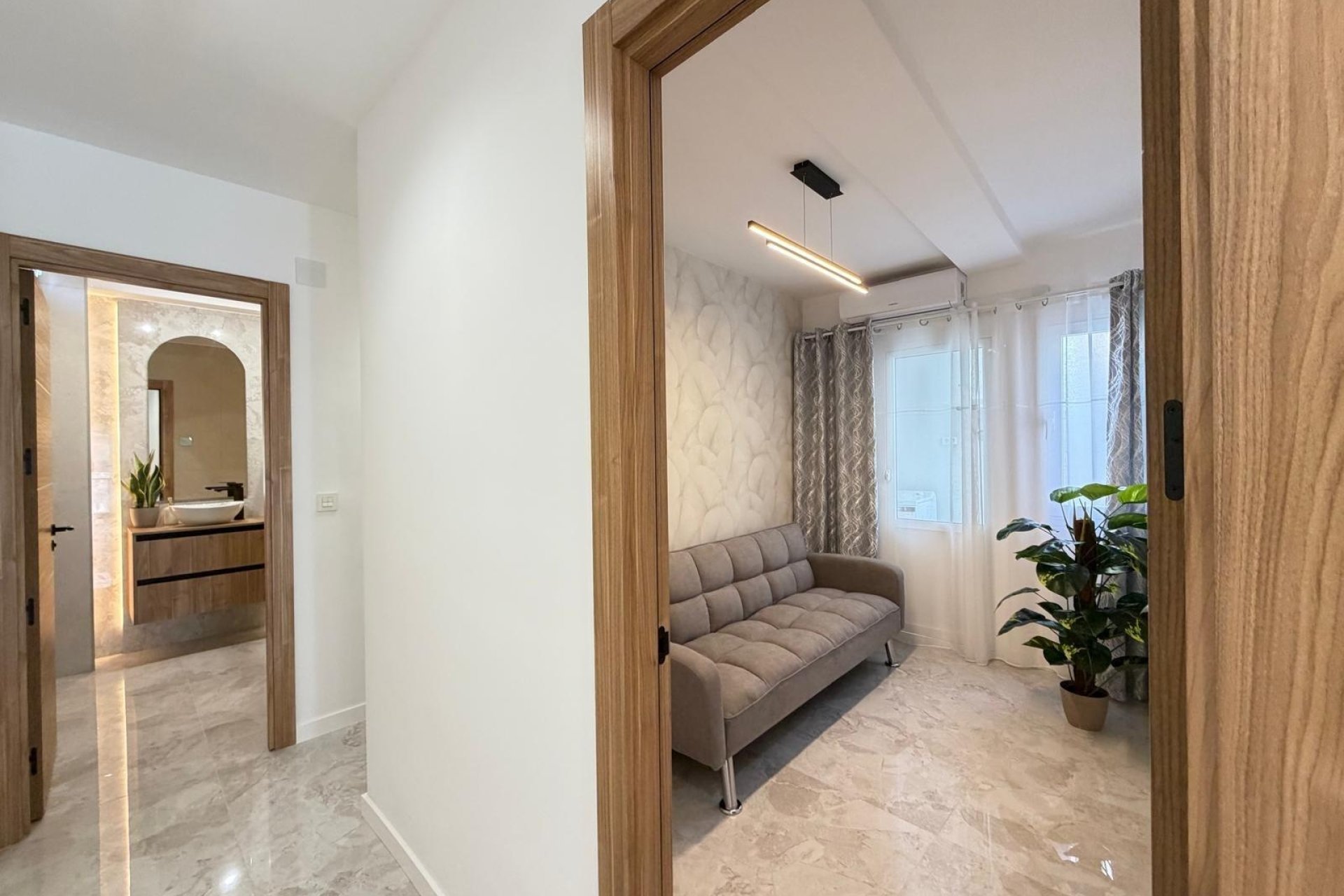 Herverkoop - Penthouse -
Torrevieja - Estacion De Autobuses