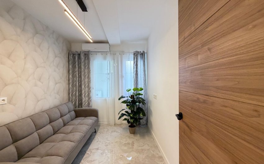 Herverkoop - Penthouse -
Torrevieja - Estacion De Autobuses