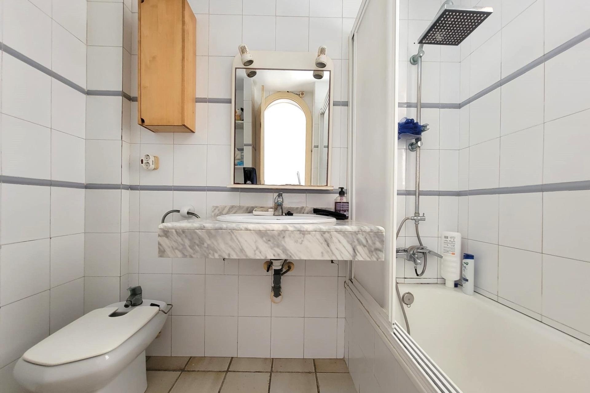 Herverkoop - Penthouse -
Torrevieja - Playa De La Mata