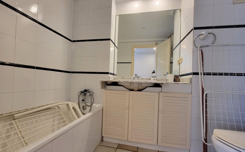 Herverkoop - Penthouse -
Torrevieja - Playa De La Mata