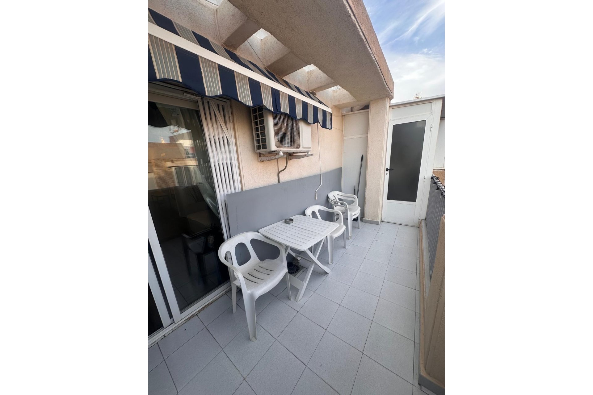 Herverkoop - Penthouse -
Torrevieja - Playa del Cura