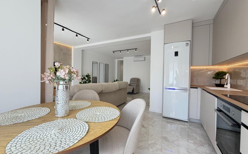 Herverkoop - Penthouse -
Torrevieja - Playa del Cura