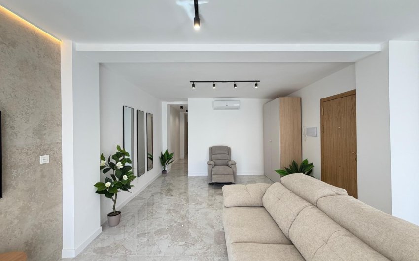 Herverkoop - Penthouse -
Torrevieja - Playa del Cura