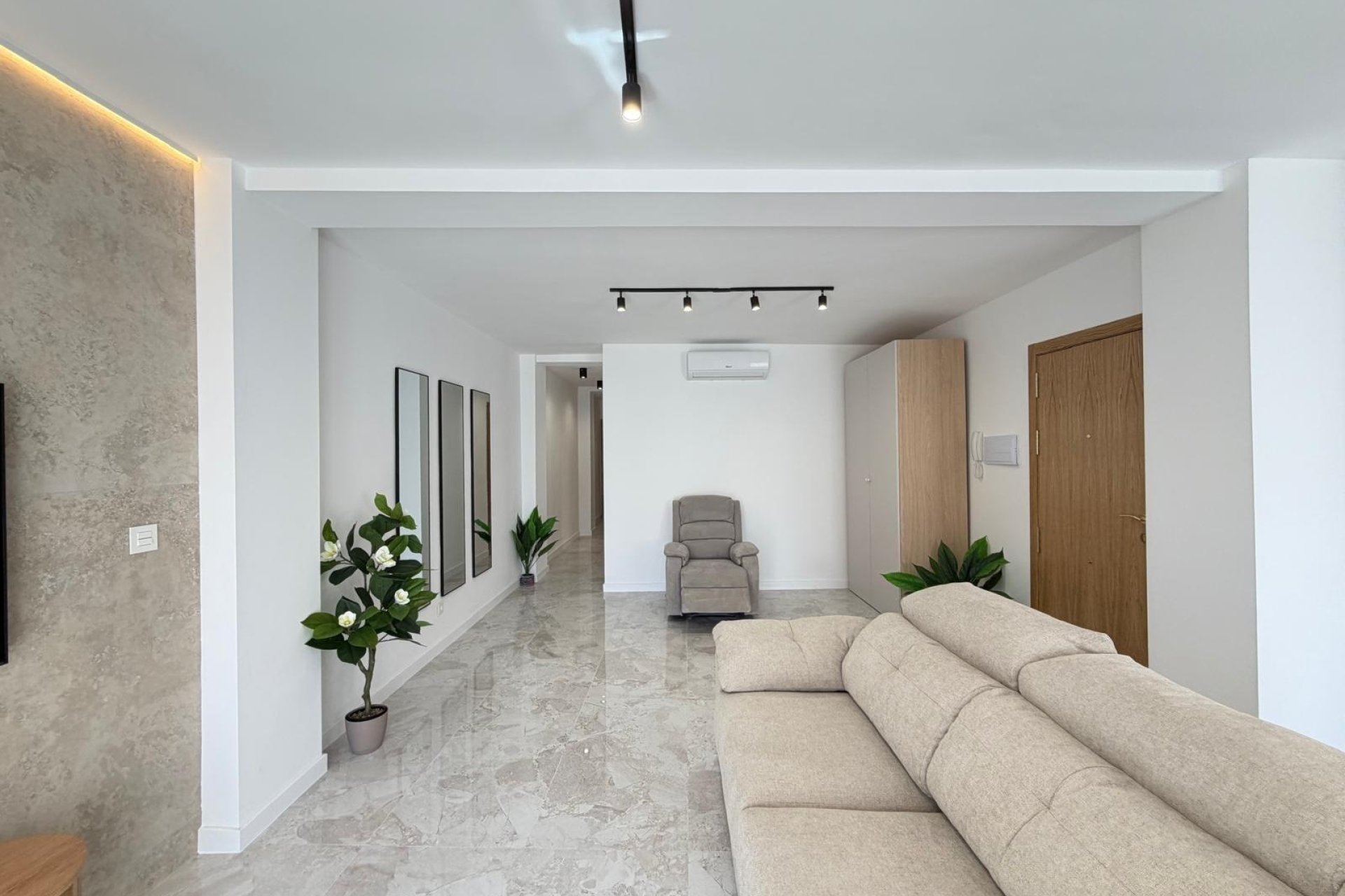 Herverkoop - Penthouse -
Torrevieja - Playa del Cura