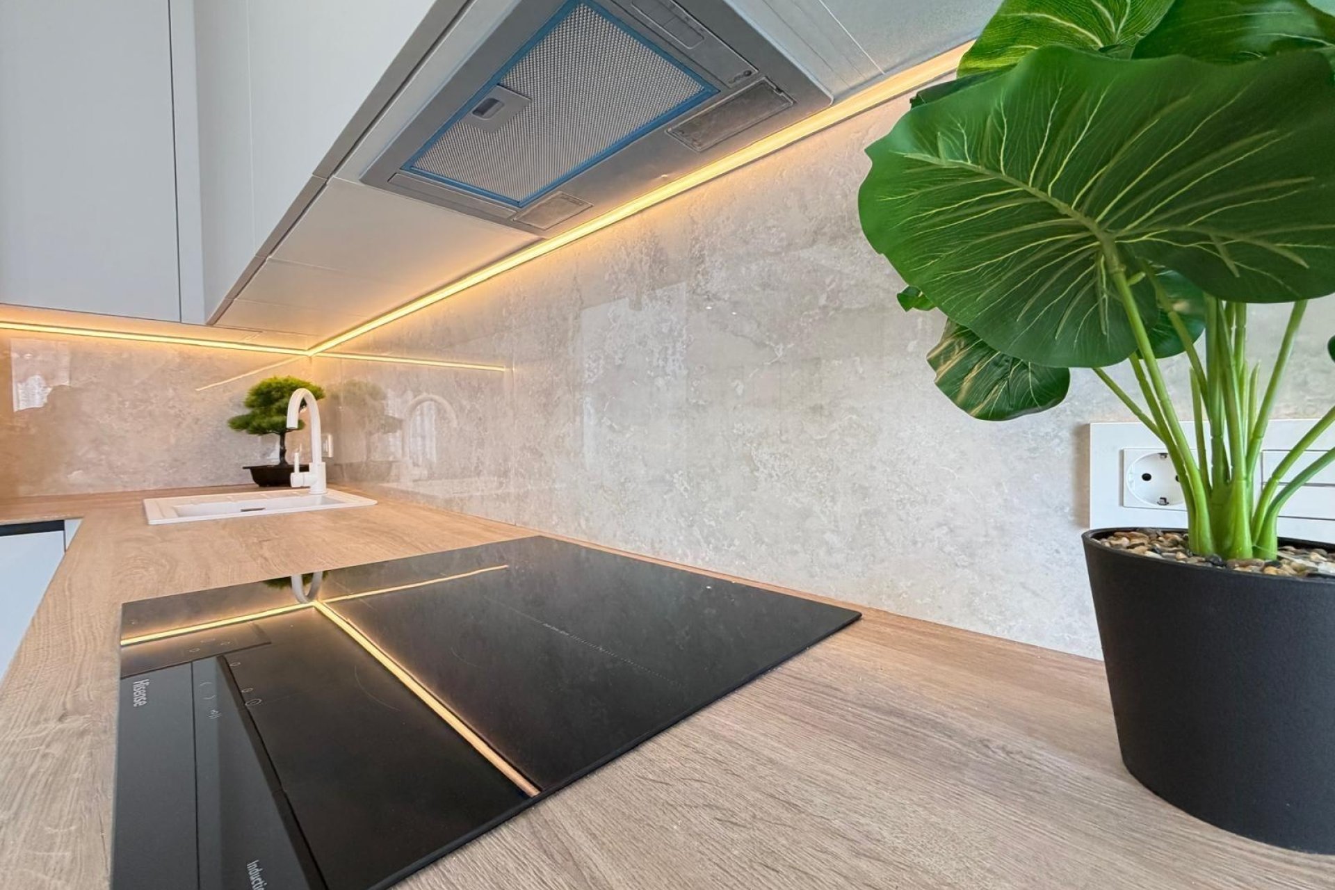 Herverkoop - Penthouse -
Torrevieja - Playa del Cura
