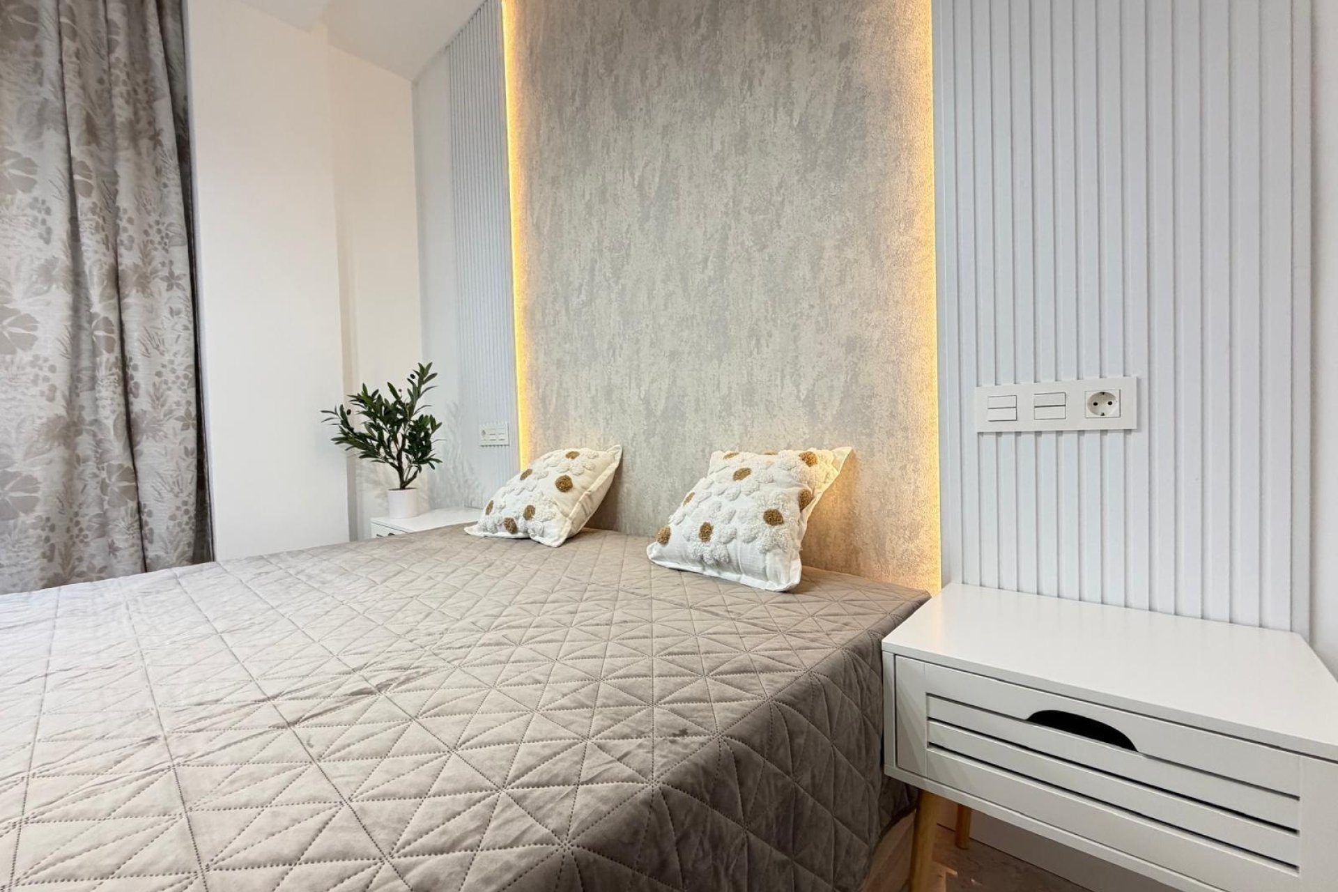 Herverkoop - Penthouse -
Torrevieja - Playa del Cura