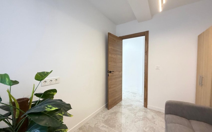 Herverkoop - Penthouse -
Torrevieja - Playa del Cura