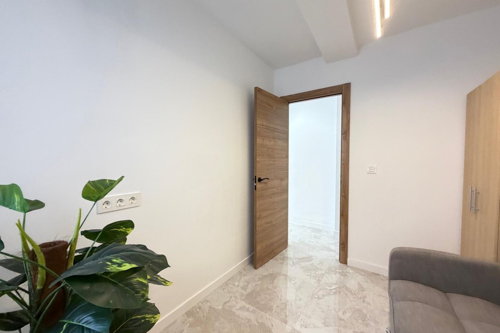 Herverkoop - Penthouse -
Torrevieja - Playa del Cura