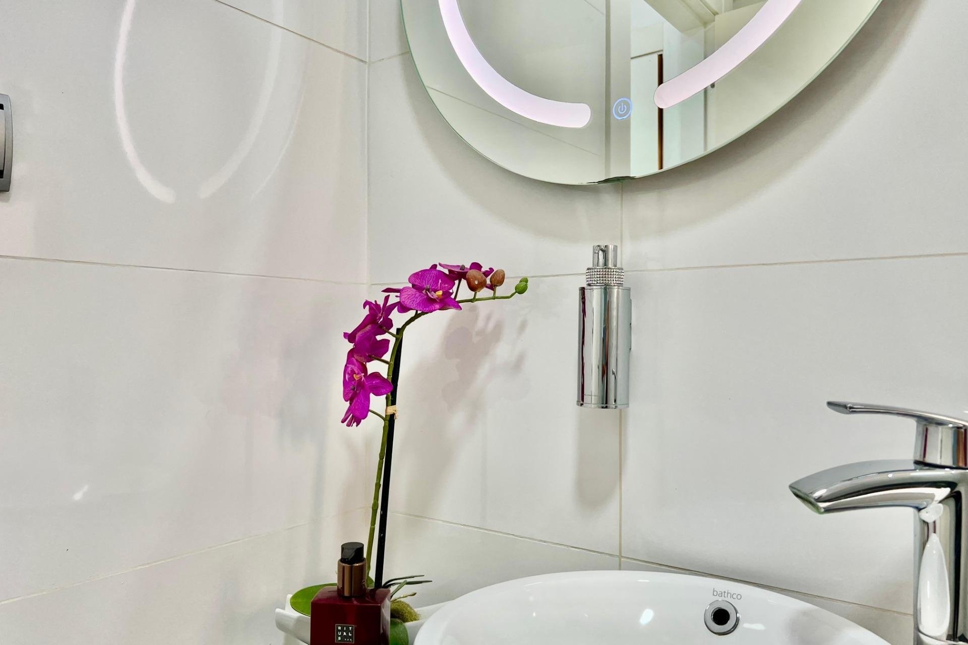 Herverkoop - Penthouse -
Torrevieja - Playa del Cura
