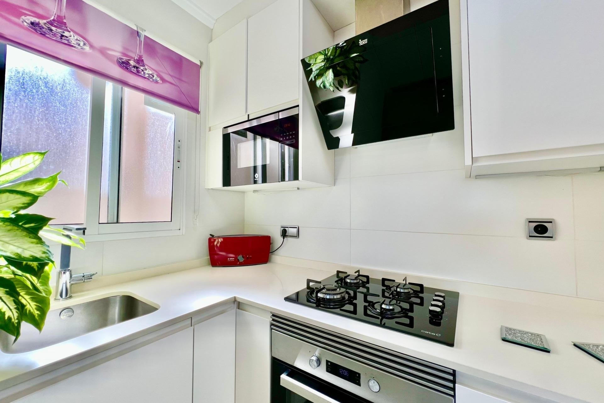 Herverkoop - Penthouse -
Torrevieja - Playa del Cura