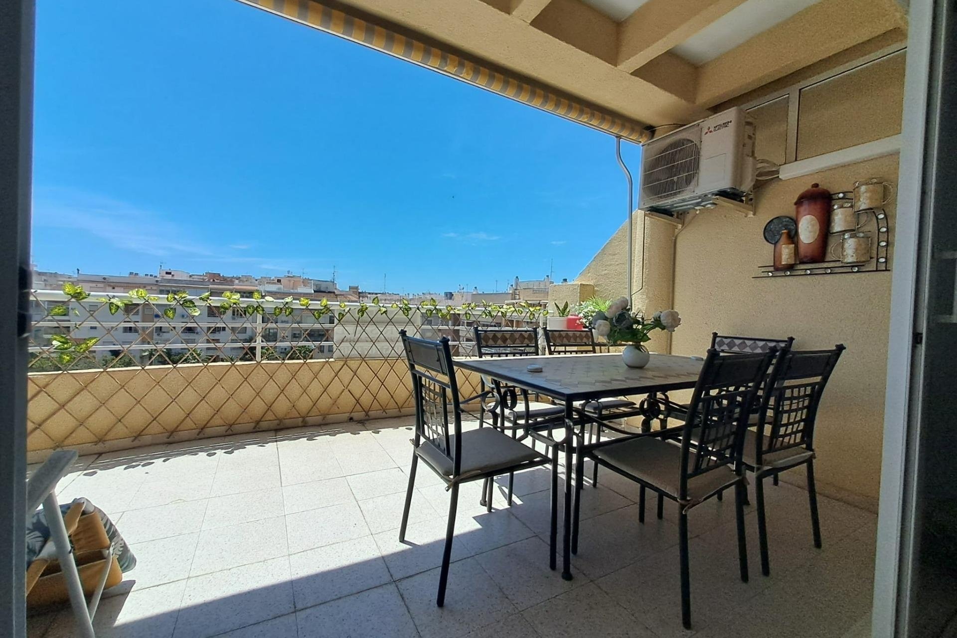 Herverkoop - Penthouse -
Torrevieja - Playa del Cura