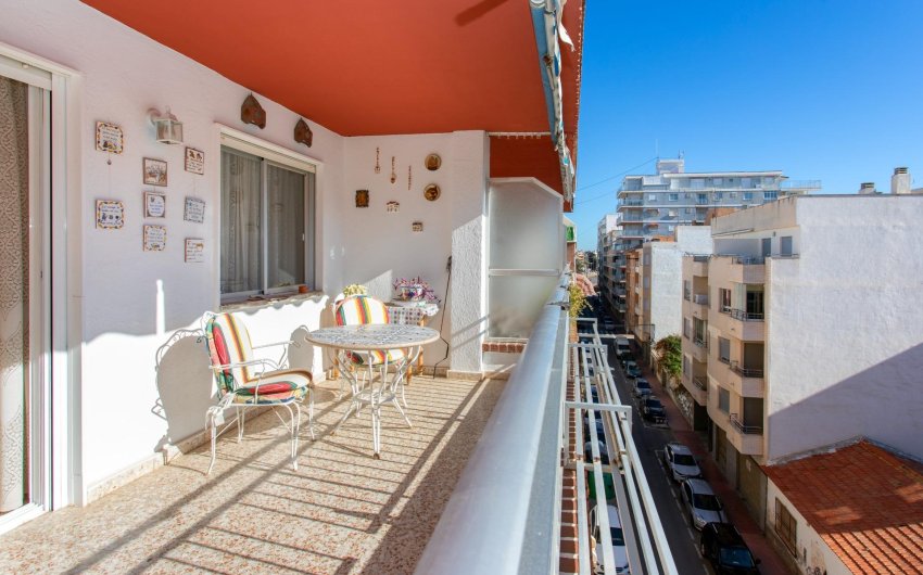 Herverkoop - Penthouse -
Torrevieja - Playa del Cura