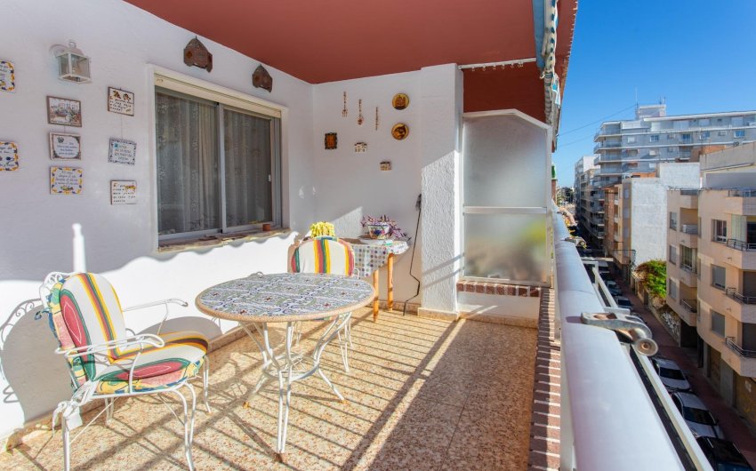 Herverkoop - Penthouse -
Torrevieja - Playa del Cura