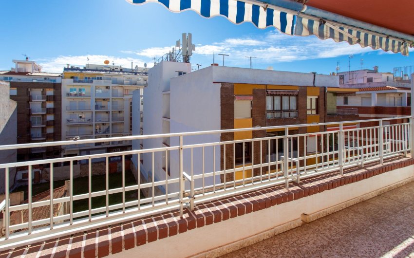 Herverkoop - Penthouse -
Torrevieja - Playa del Cura