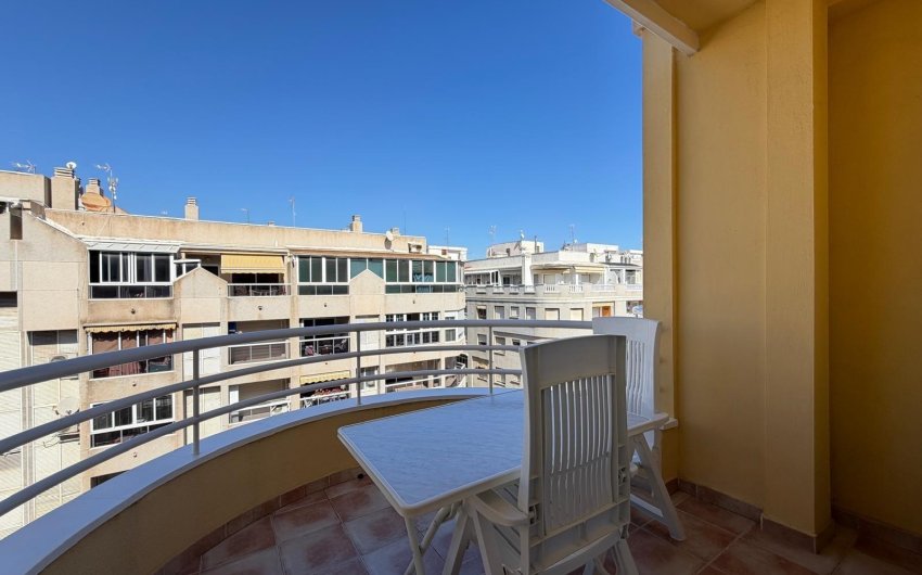 Herverkoop - Penthouse -
Torrevieja - Playa del Cura
