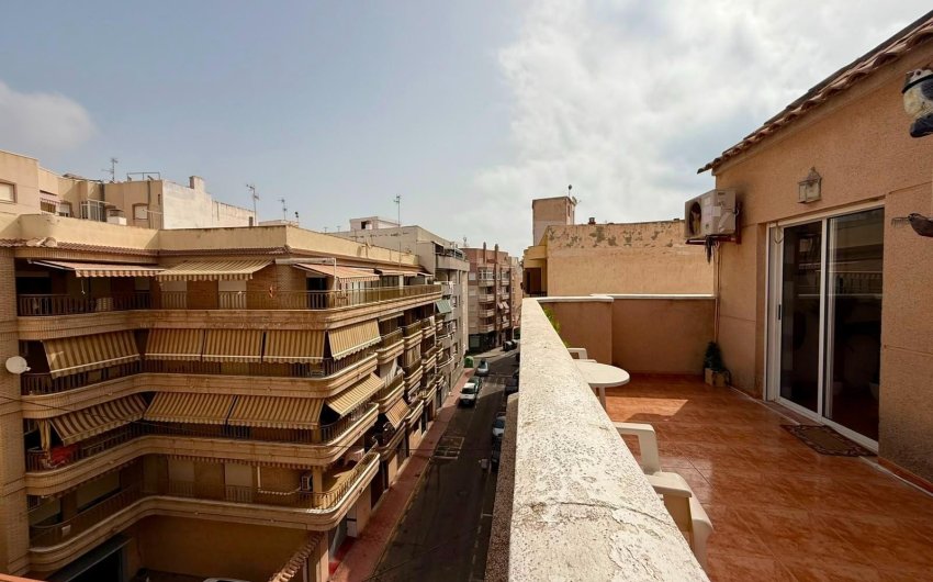 Herverkoop - Penthouse -
Torrevieja - Playa del Cura