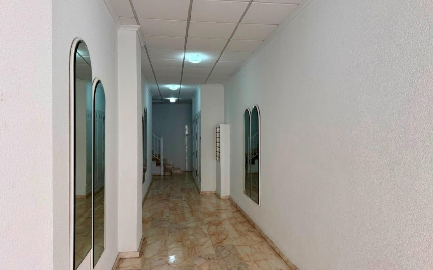 Herverkoop - Penthouse -
Torrevieja - Playa del Cura