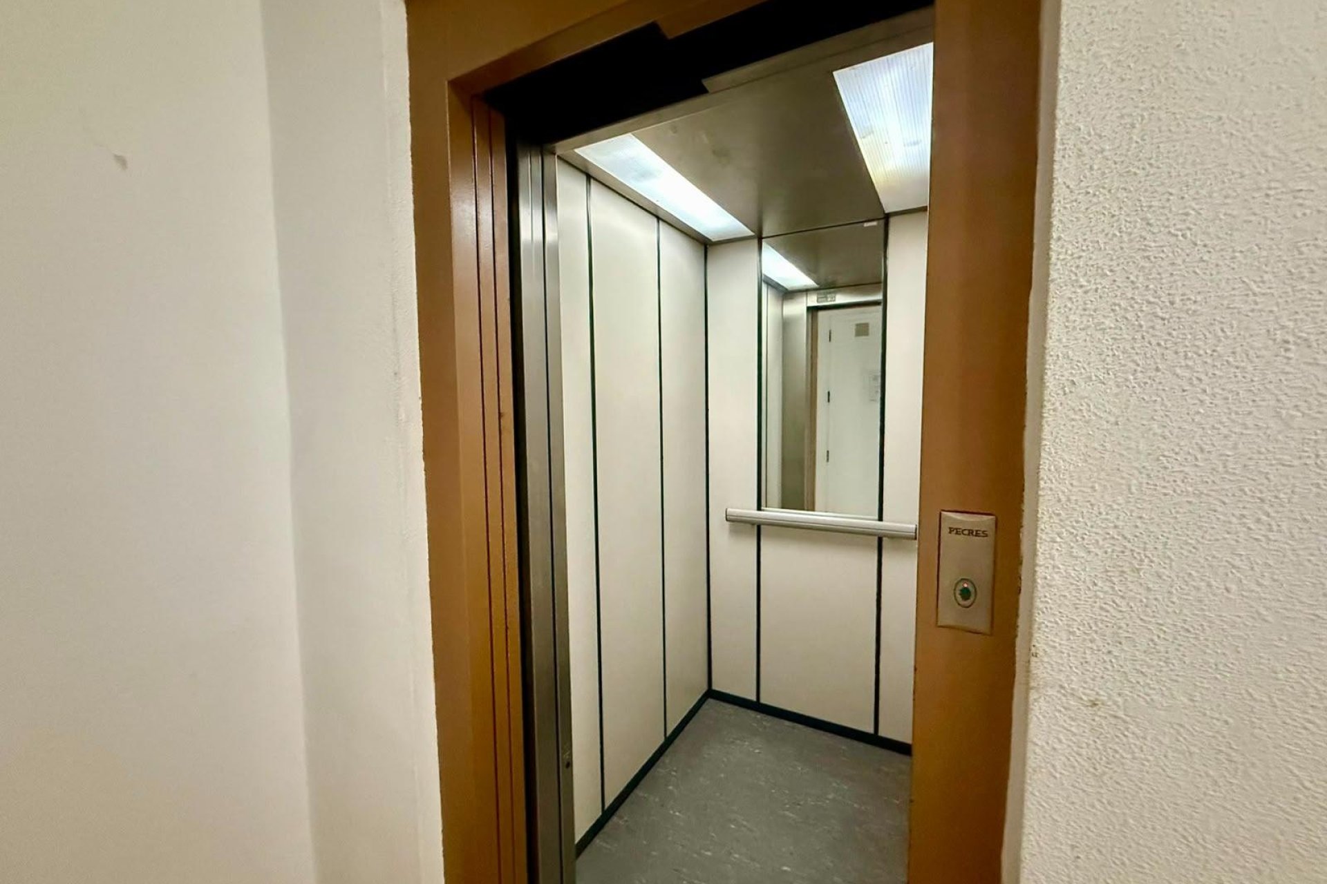 Herverkoop - Penthouse -
Torrevieja - Playa del Cura