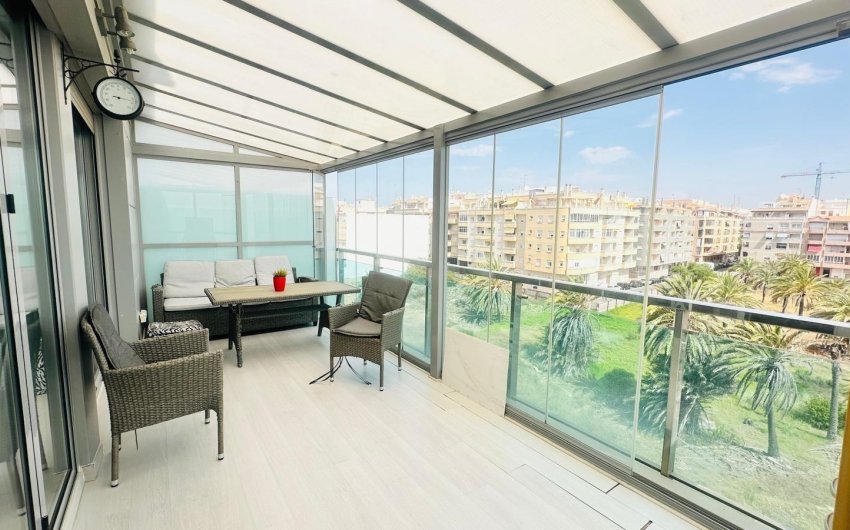 Herverkoop - Penthouse -
Torrevieja - Playa del Cura