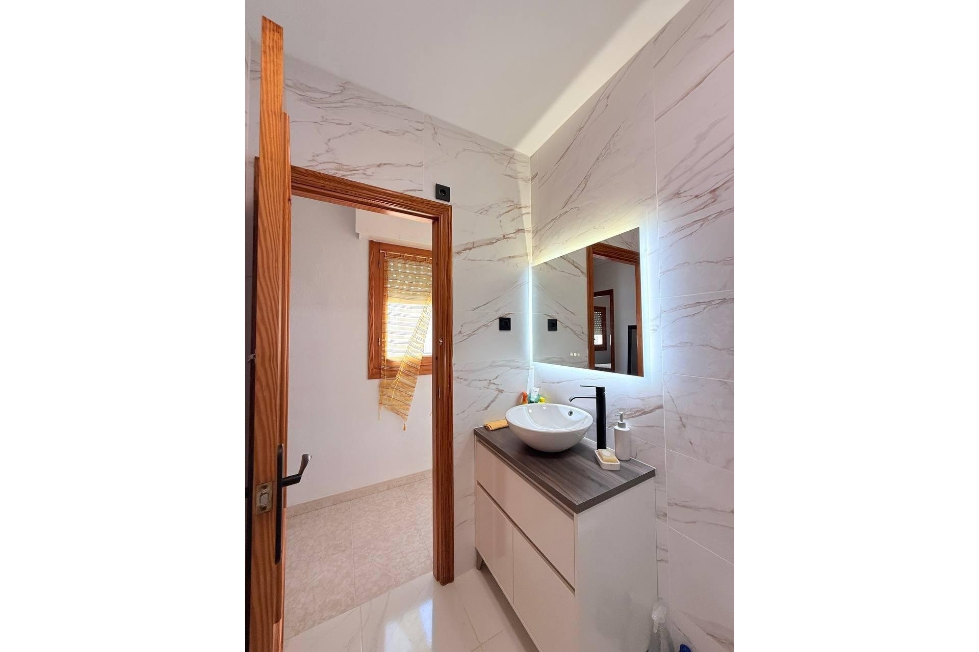 Herverkoop - Penthouse -
Torrevieja - Playa del Cura