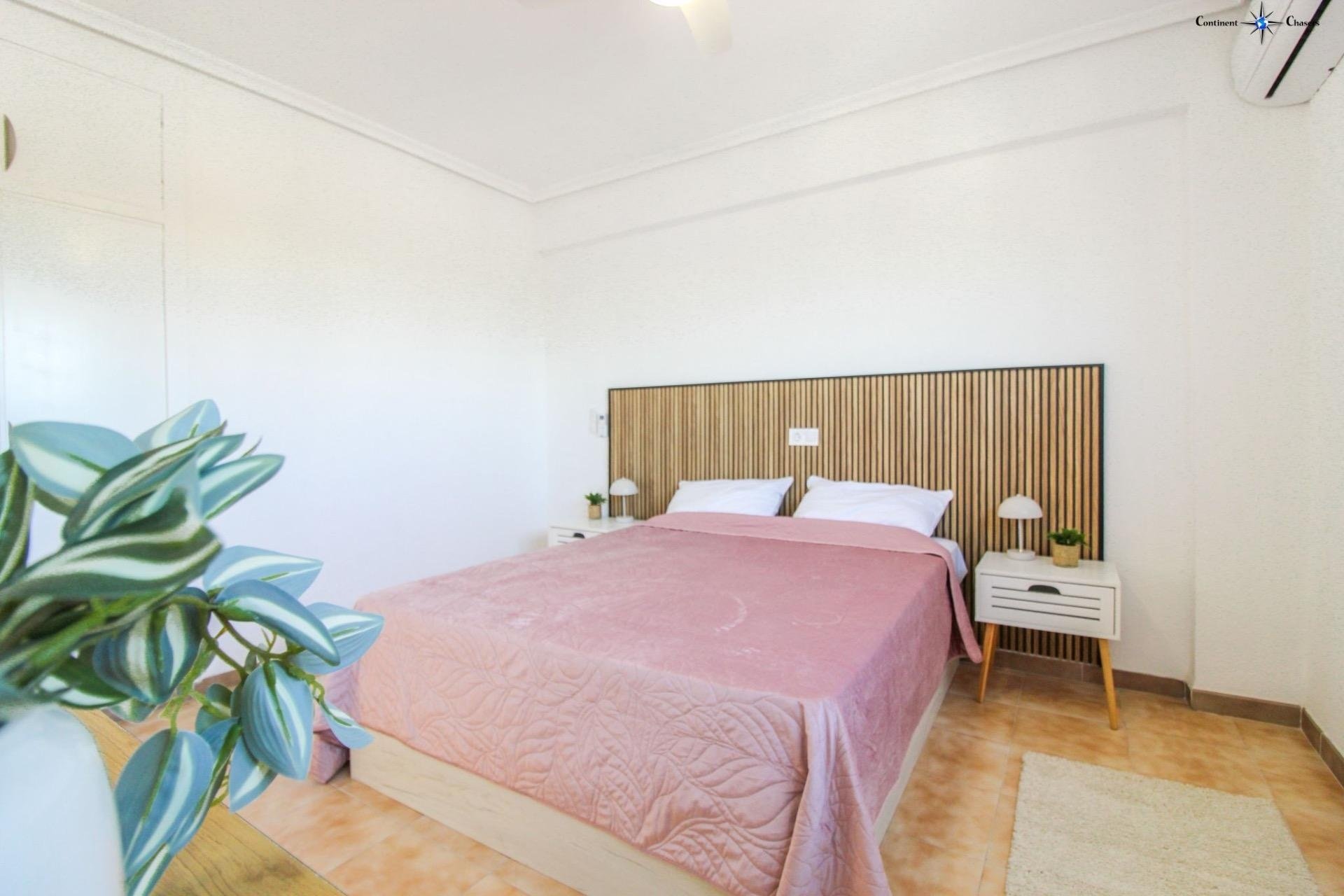 Herverkoop - Penthouse -
Torrevieja - Punta Prima