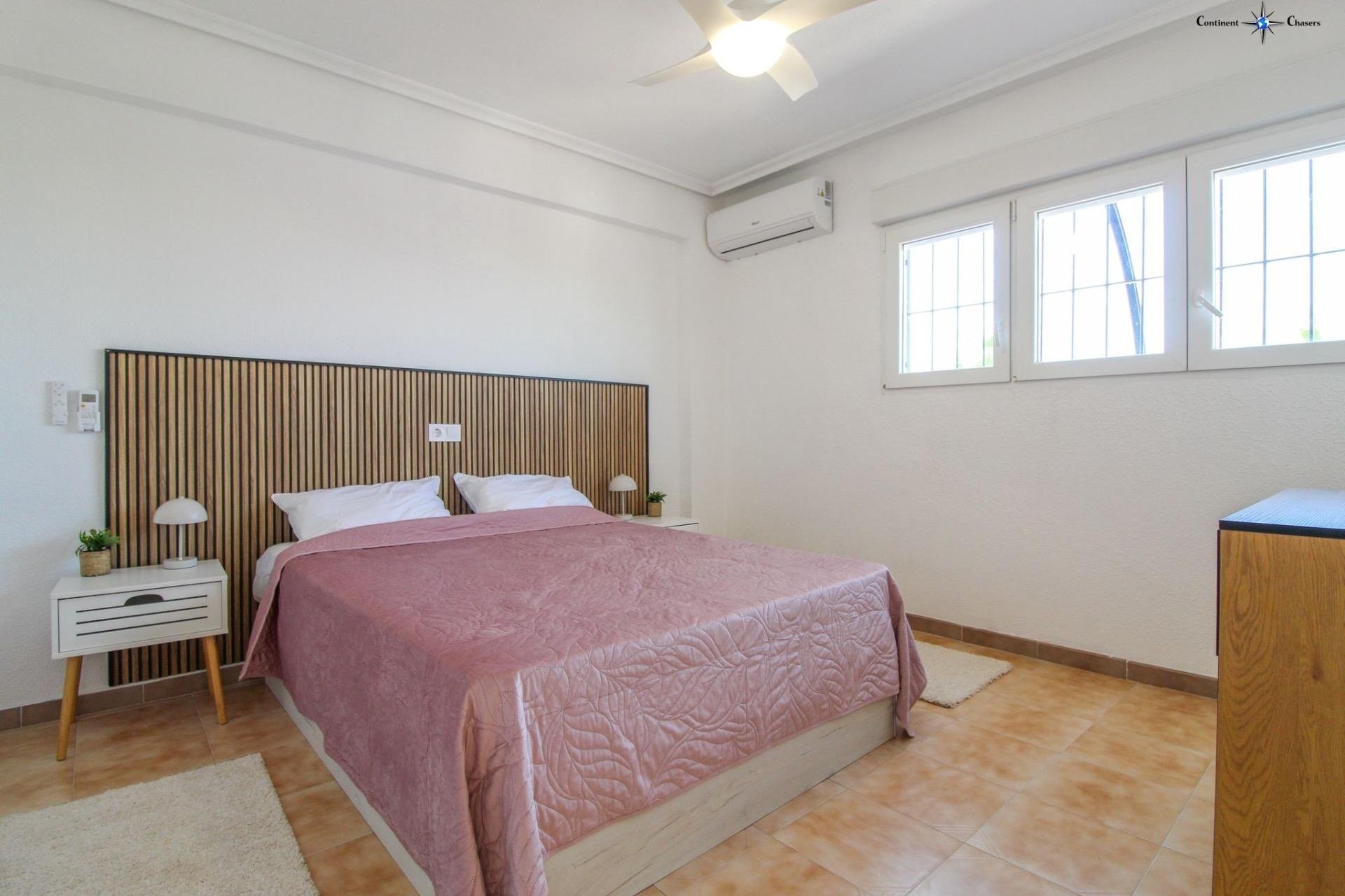 Herverkoop - Penthouse -
Torrevieja - Punta Prima